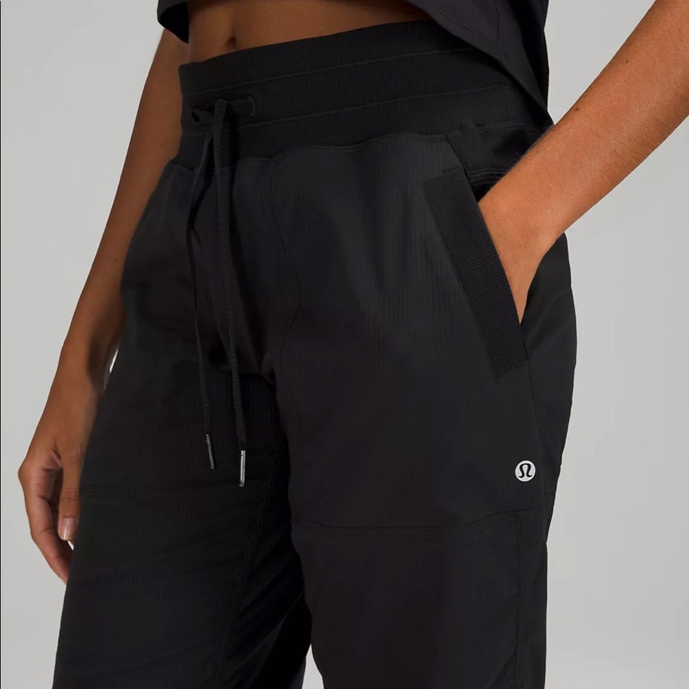 LULULEMON dance studio midrise pant